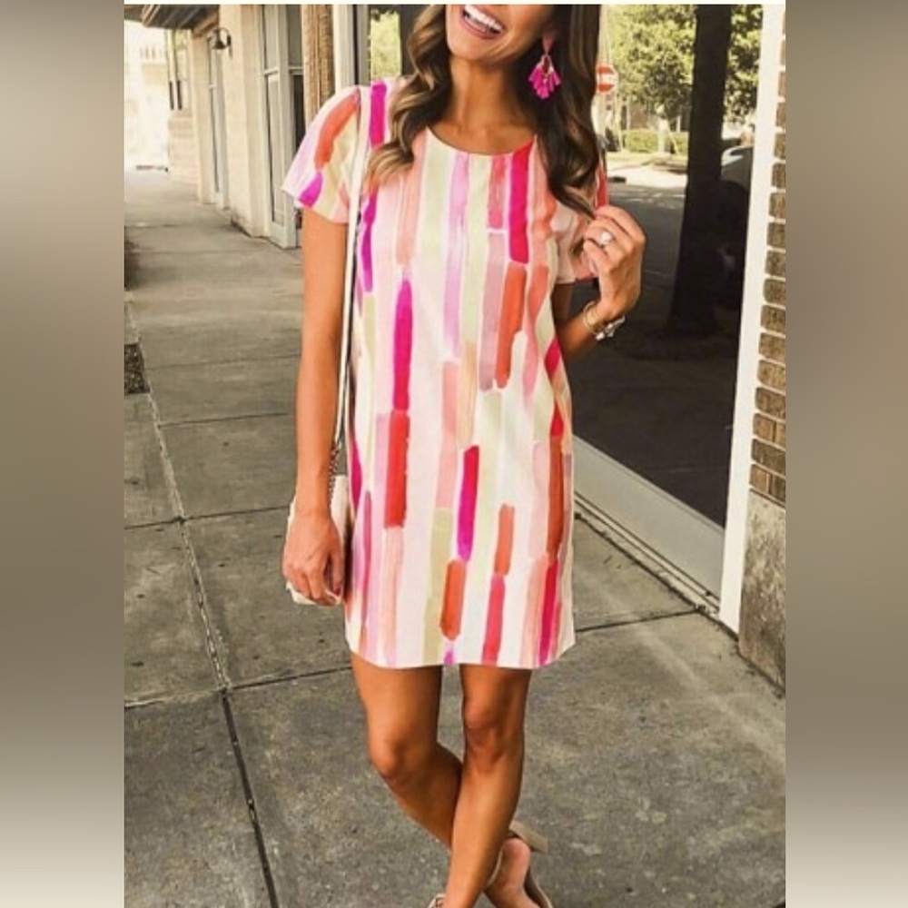 $70 Minkpink water color brush stroke short sleeve sheath dress. Size Large